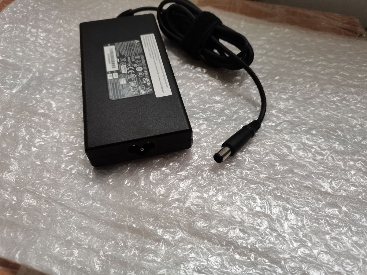NEUER Schlanker OEM Delta 19,5 – Pc Gaming Uk Bewertung und Preis