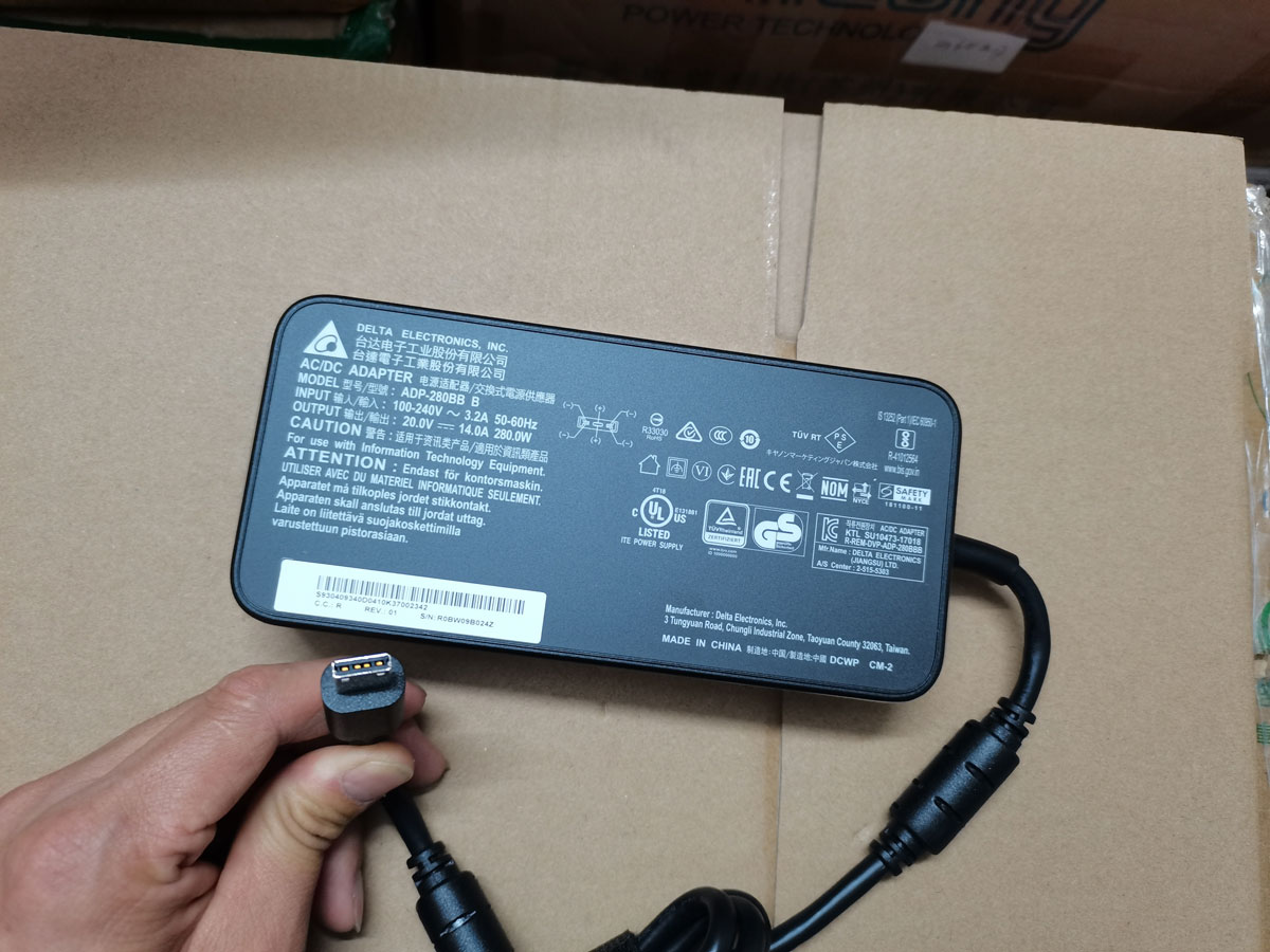 NEUES OEM Delta 20,0 V 14,0 A  – Pc Gaming Uk Bewertung und Preis
